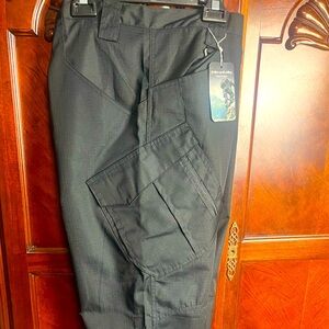 Men’s black tactical pants size xl